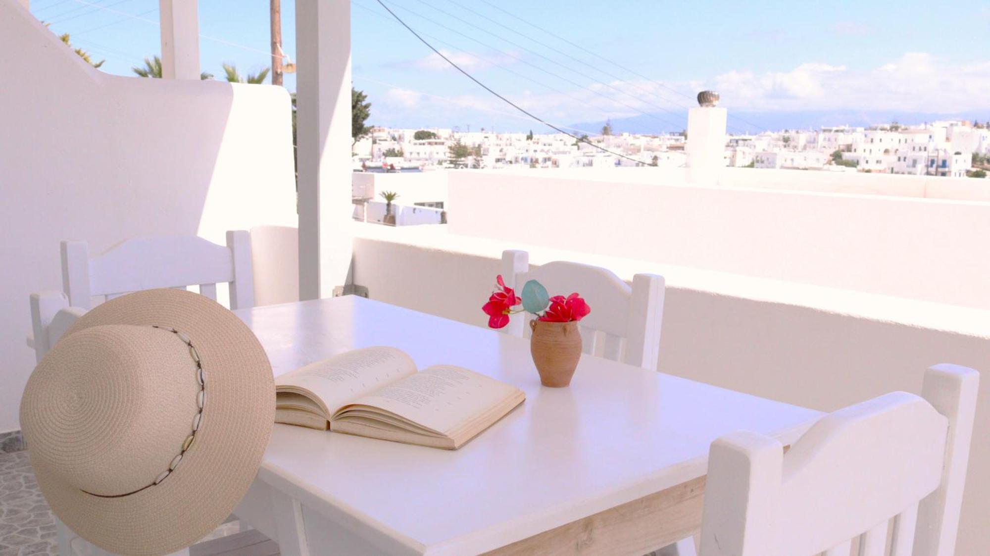 Lemon Tree Maisonette - Naoussa Paros Esterno foto